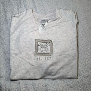 Walt Disney World Long Sleeve, size M